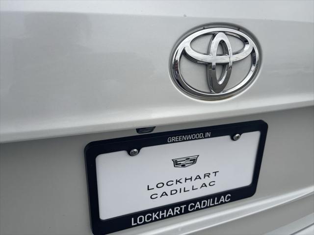 used 2024 Toyota Highlander car, priced at $40,886