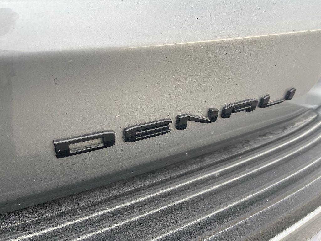 used 2024 GMC Yukon car, priced at $82,500