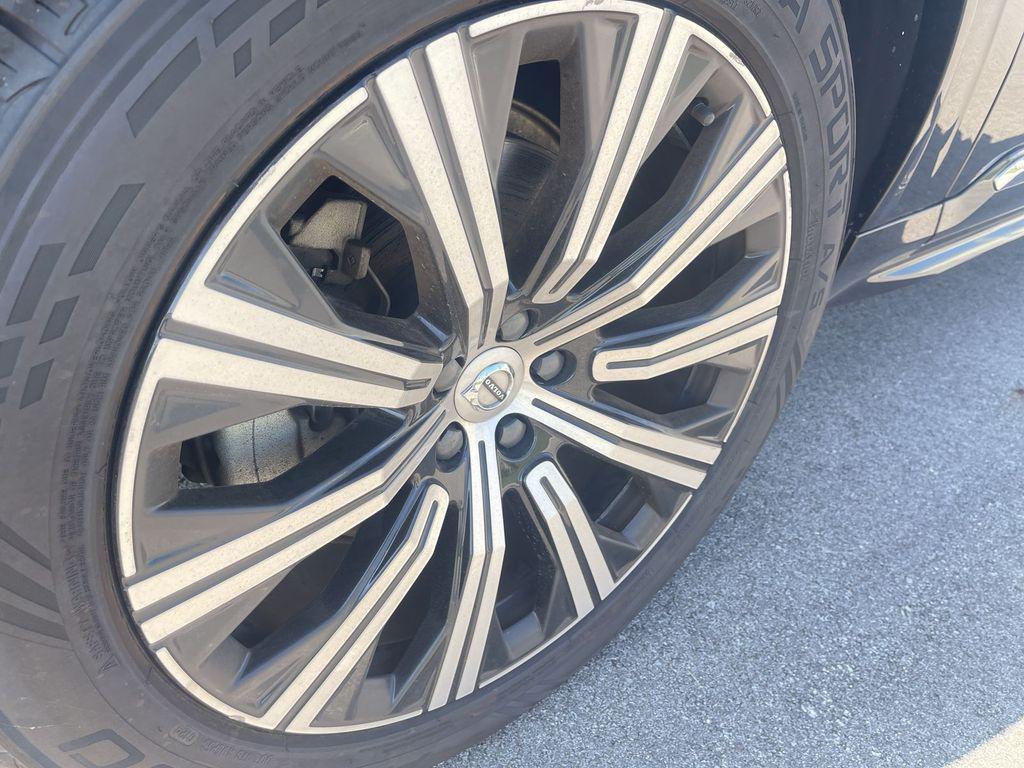 used 2022 Volvo XC90 car, priced at $40,005