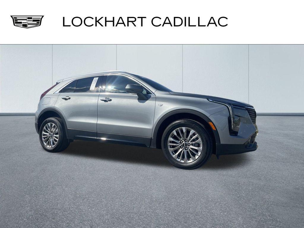used 2025 Cadillac XT4 car, priced at $38,357