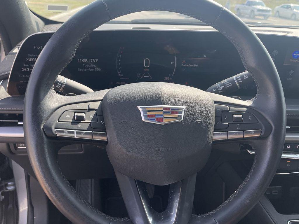 used 2025 Cadillac XT4 car, priced at $38,357