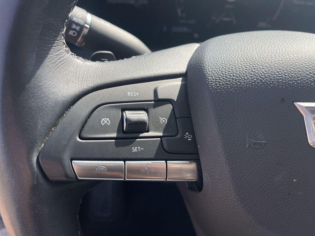 used 2025 Cadillac XT4 car, priced at $38,357