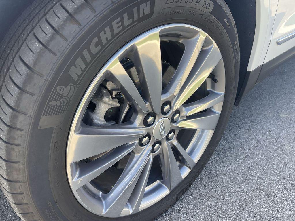 used 2025 Cadillac XT5 car, priced at $44,502