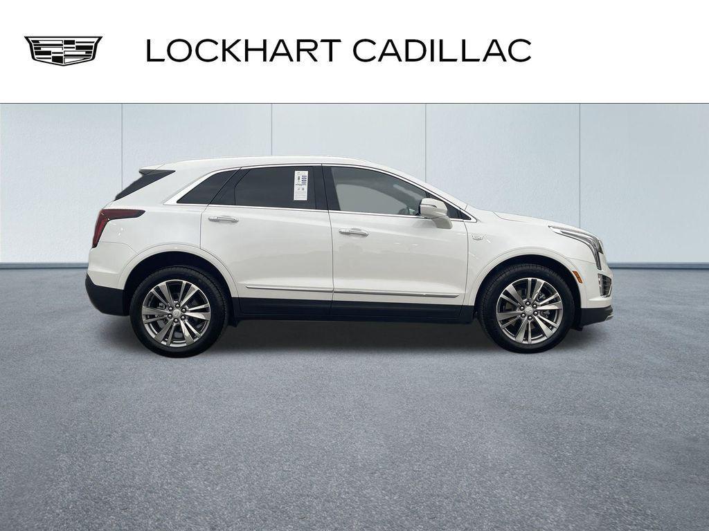 used 2025 Cadillac XT5 car, priced at $44,502