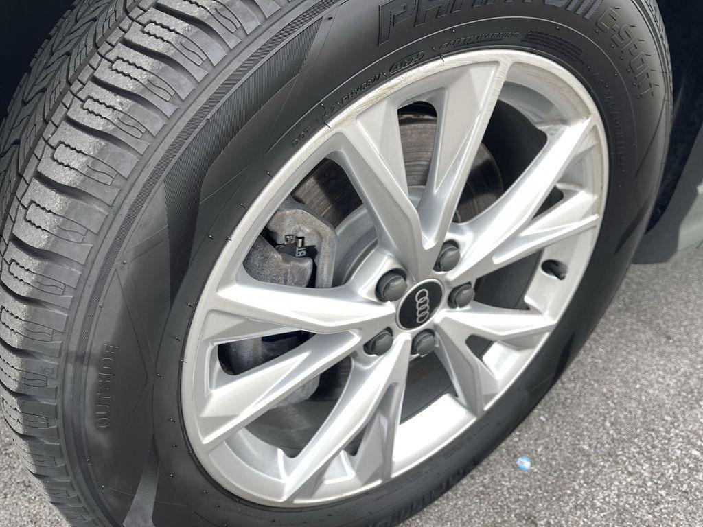 used 2025 Audi Q3 car, priced at $31,106