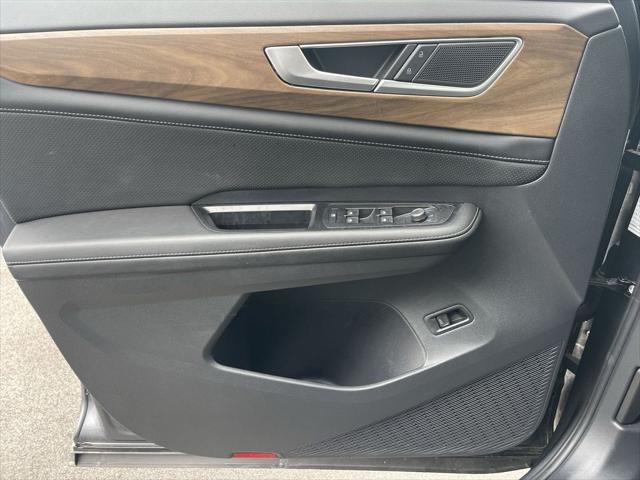 used 2024 Volkswagen Atlas car, priced at $34,900