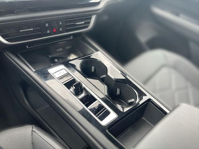 used 2024 Volkswagen Atlas car, priced at $34,900