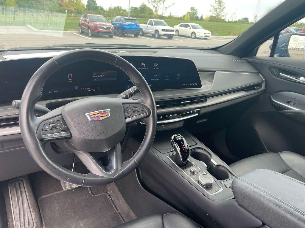 used 2024 Cadillac XT4 car, priced at $28,993