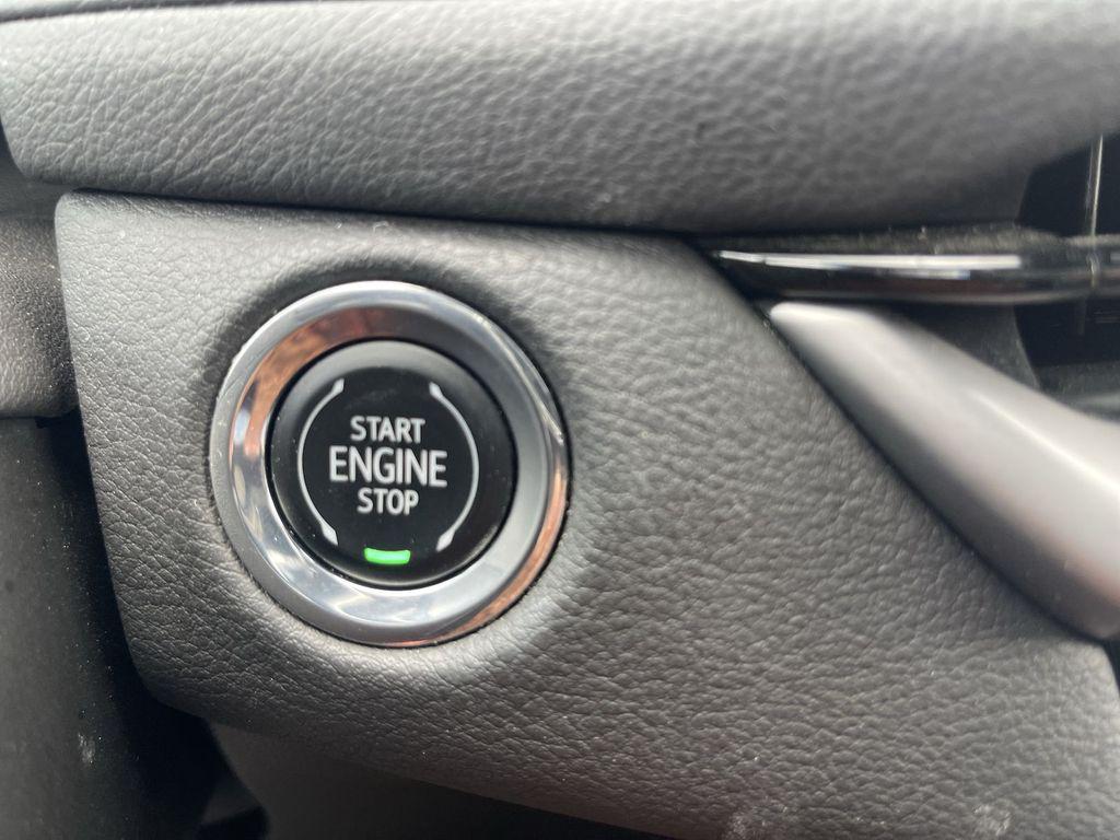 used 2024 Cadillac XT4 car, priced at $28,993