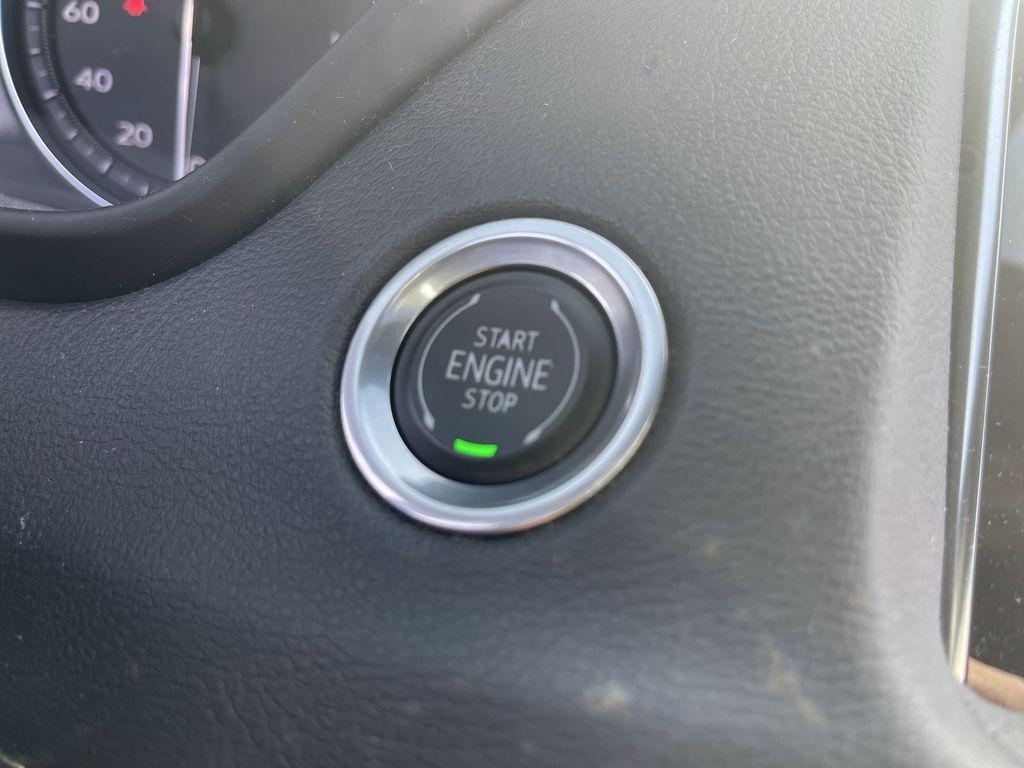 used 2019 Cadillac XT4 car, priced at $22,750