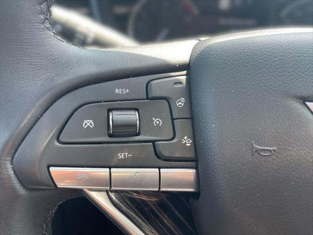 used 2025 Cadillac XT6 car, priced at $50,550