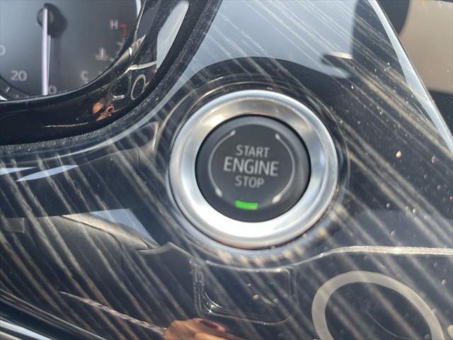 used 2025 Cadillac XT6 car, priced at $50,550