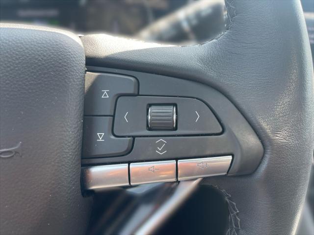 used 2025 Cadillac XT6 car, priced at $50,550