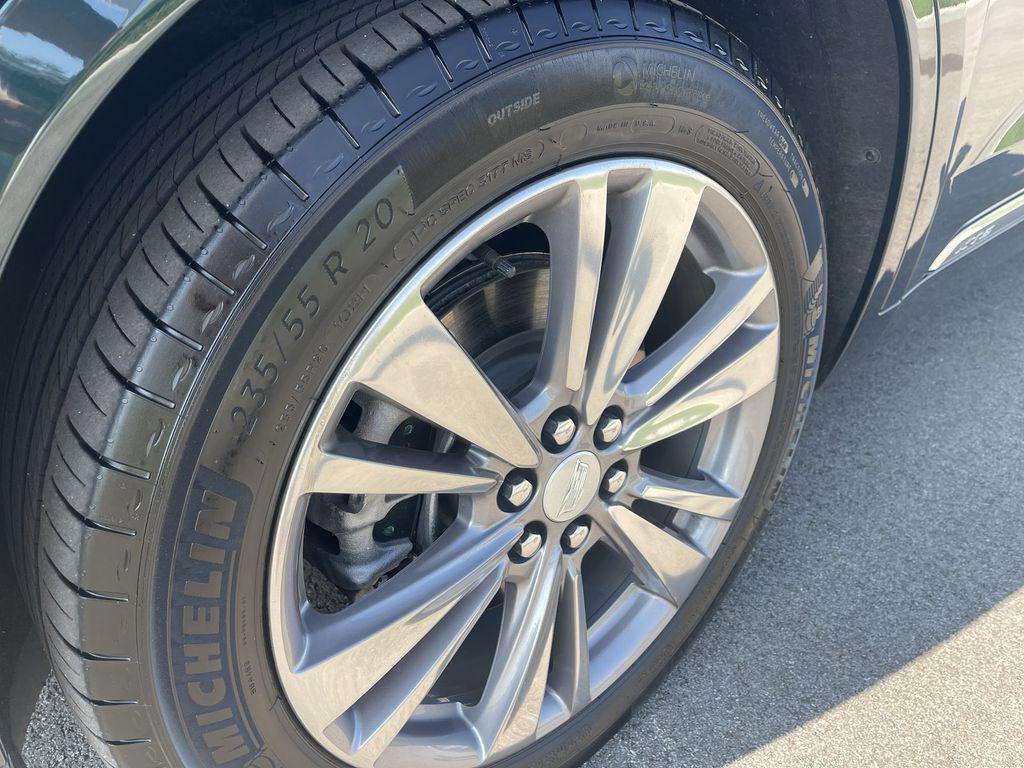 used 2025 Cadillac XT6 car, priced at $46,666