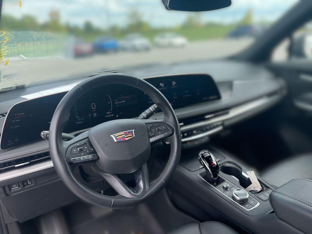 used 2025 Cadillac XT4 car, priced at $34,482