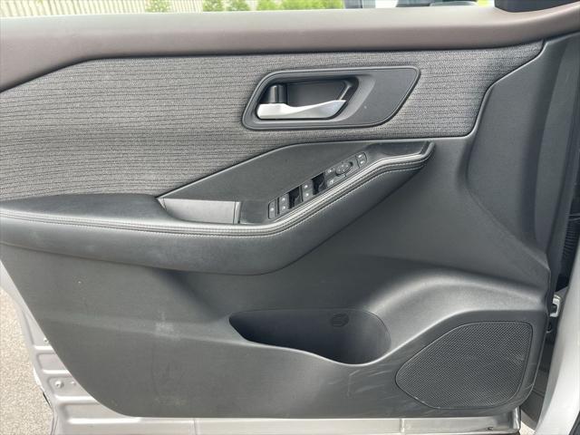 used 2023 Nissan Rogue car, priced at $23,122
