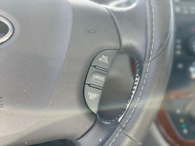 used 2006 Kia Sedona car, priced at $6,000