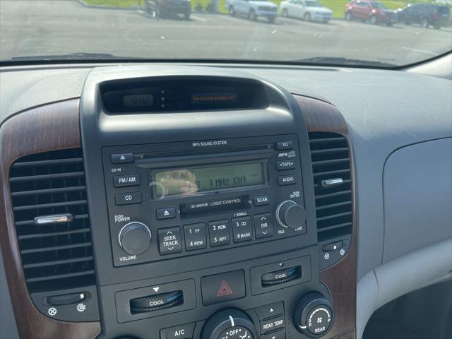 used 2006 Kia Sedona car, priced at $6,000