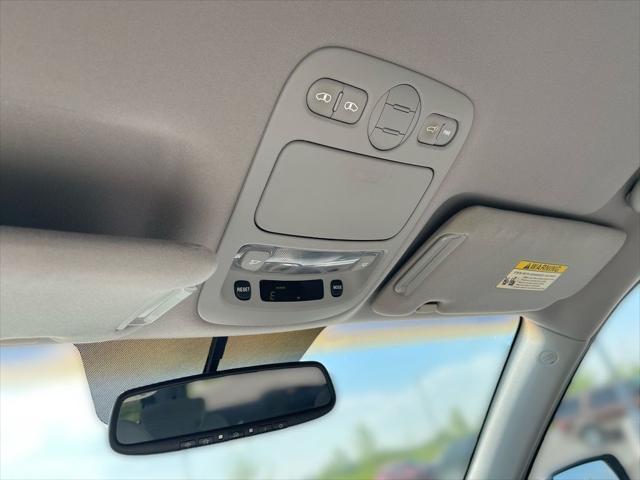 used 2006 Kia Sedona car, priced at $6,000