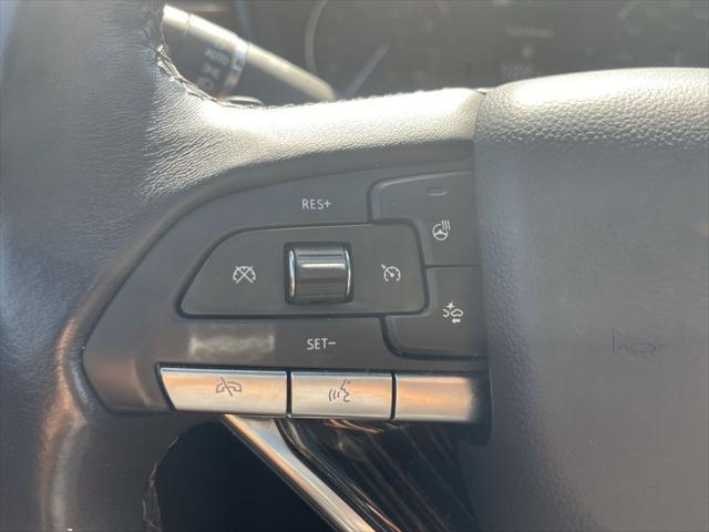 used 2023 Cadillac XT6 car, priced at $39,803