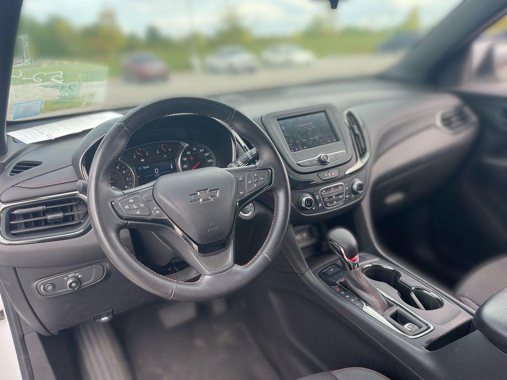 used 2022 Chevrolet Equinox car, priced at $23,633