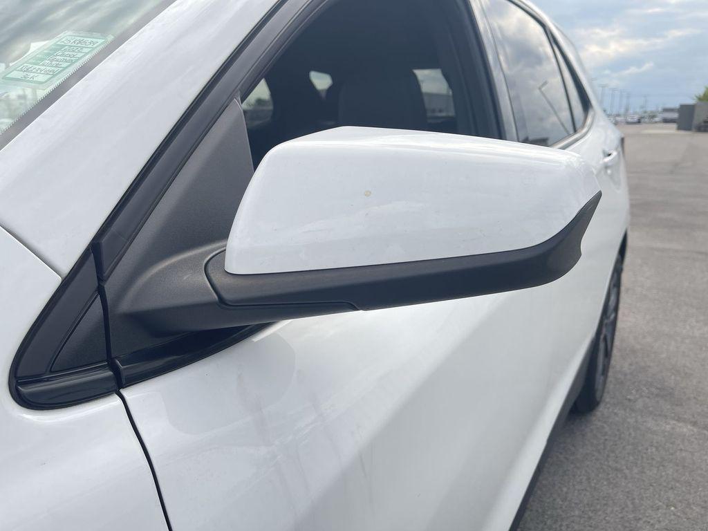 used 2022 Chevrolet Equinox car, priced at $23,633