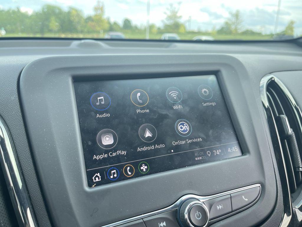 used 2022 Chevrolet Equinox car, priced at $23,633