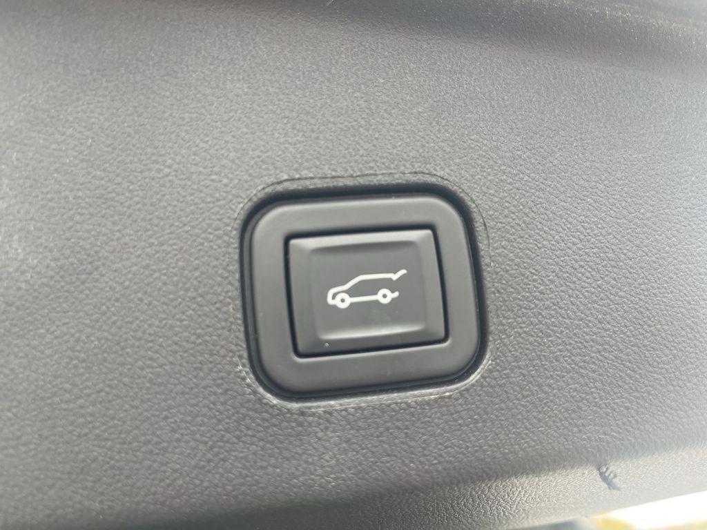 used 2024 Cadillac LYRIQ car, priced at $39,500