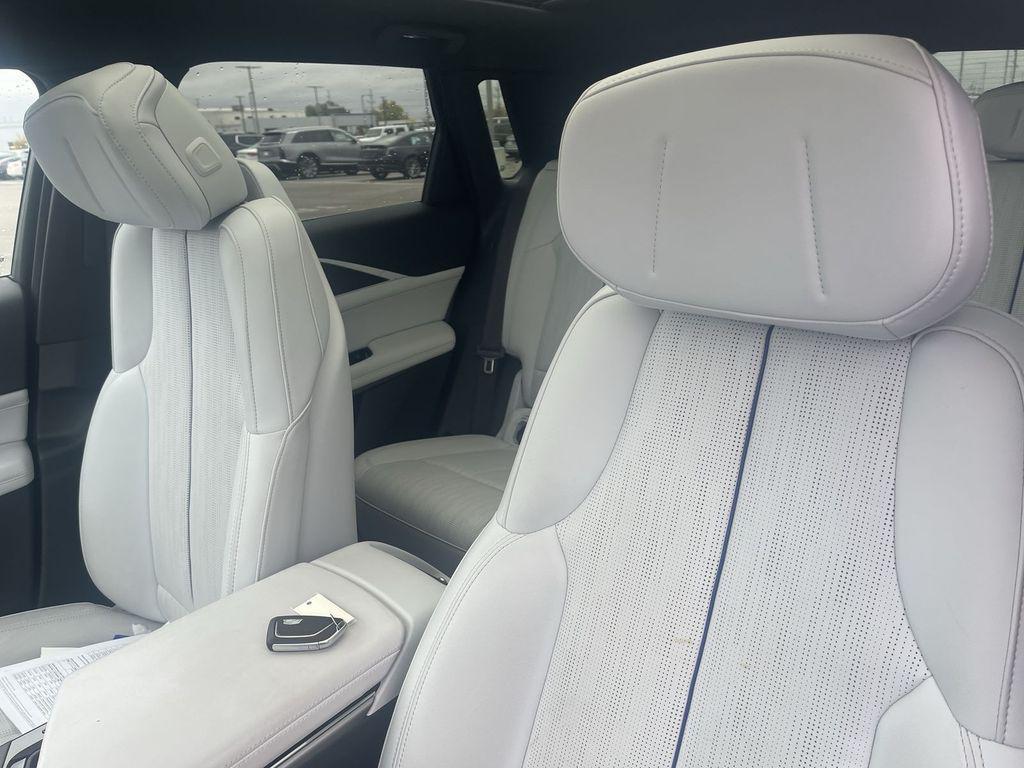 used 2024 Cadillac LYRIQ car, priced at $39,500