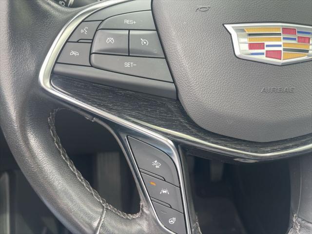used 2022 Cadillac XT5 car, priced at $34,501