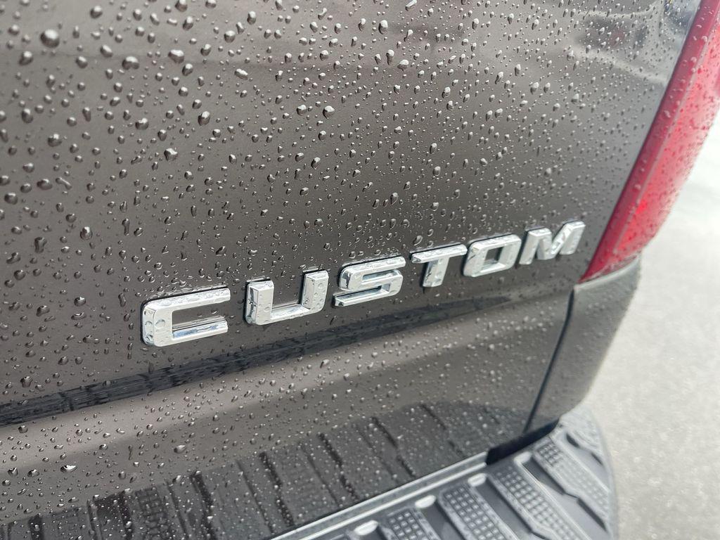 used 2020 Chevrolet Silverado 1500 car, priced at $30,000