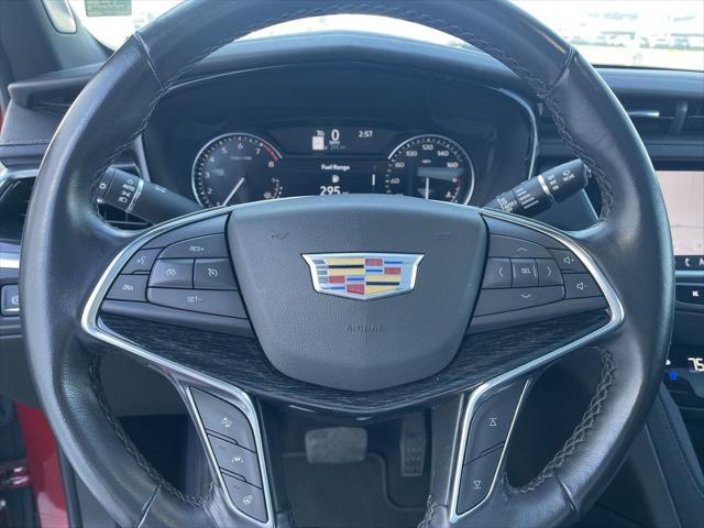 used 2023 Cadillac XT5 car, priced at $34,000