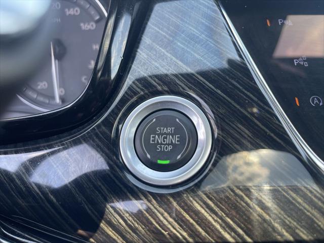 used 2022 Cadillac XT6 car, priced at $37,059