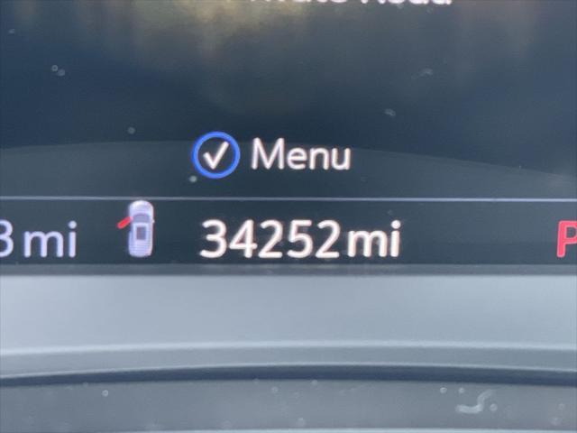used 2022 Cadillac XT6 car, priced at $37,059