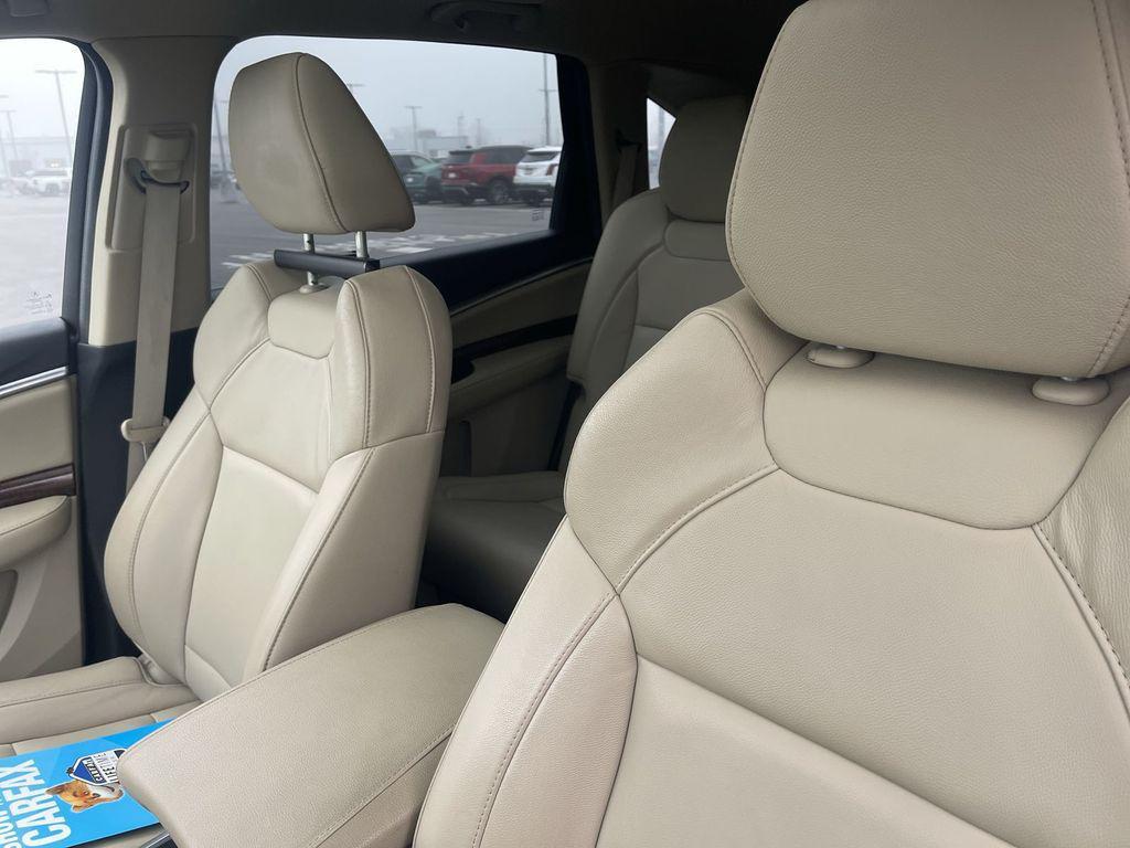 used 2019 Acura MDX car, priced at $17,100