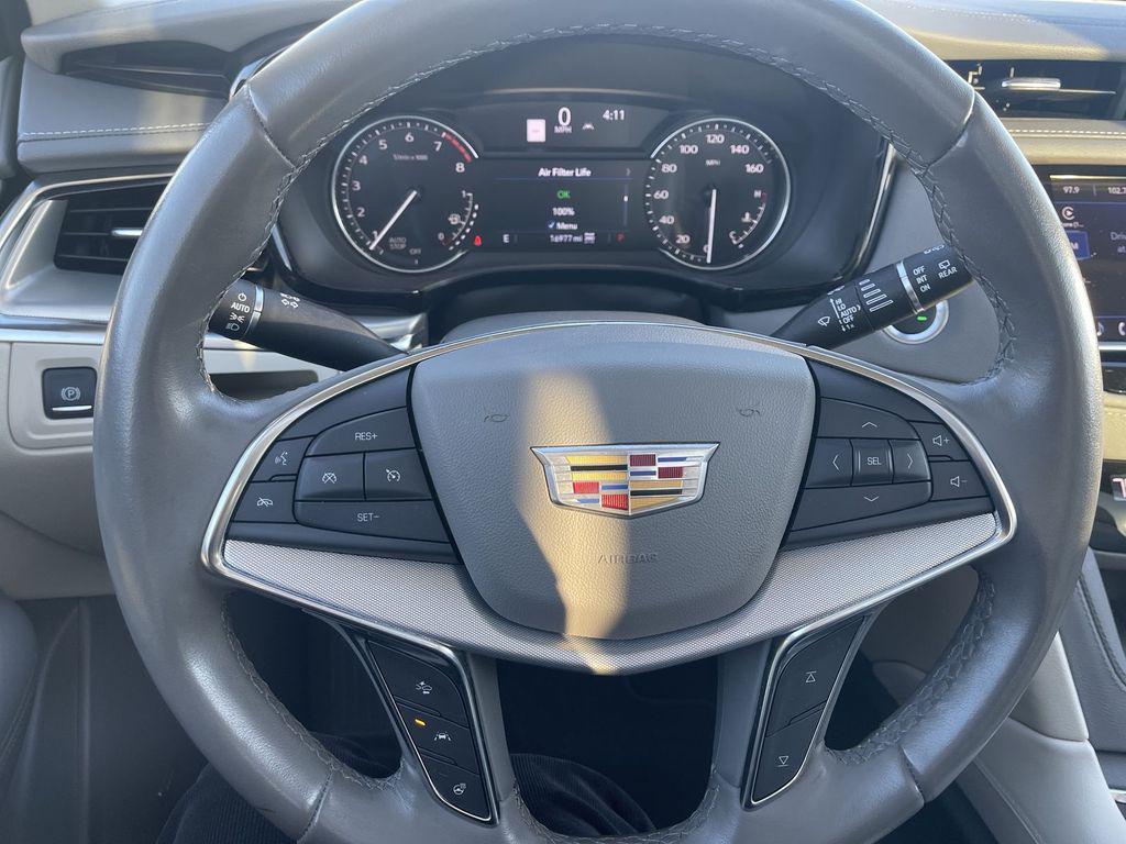 used 2021 Cadillac XT5 car, priced at $32,572