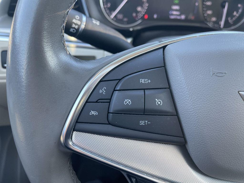 used 2021 Cadillac XT5 car, priced at $32,572