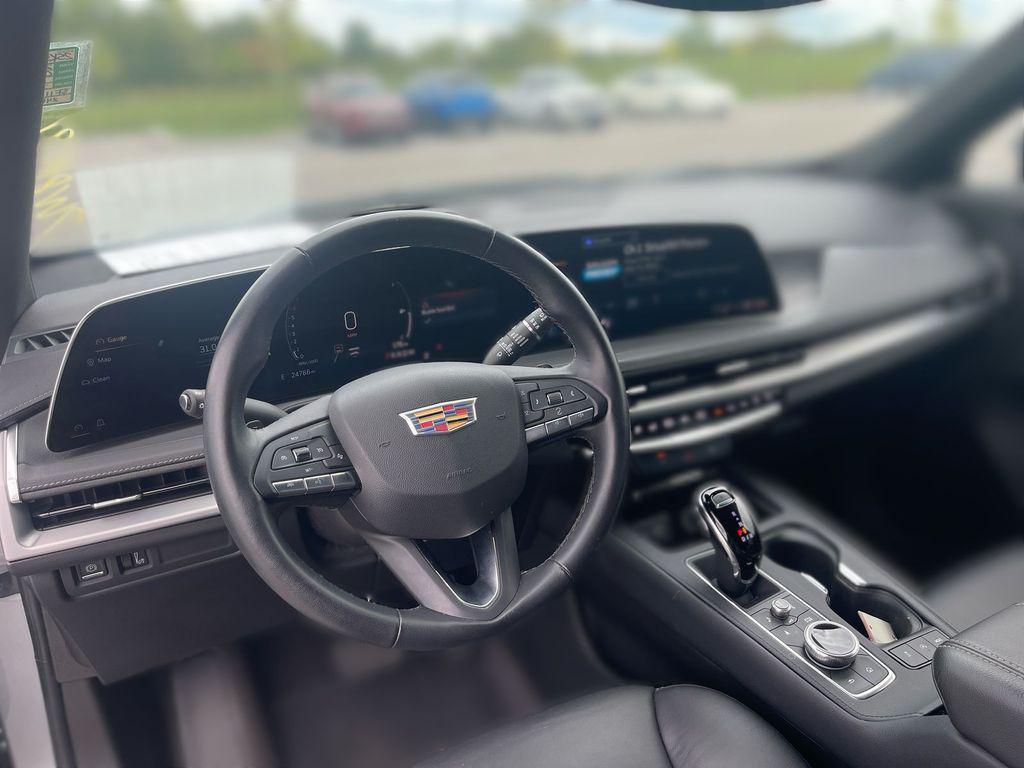 used 2025 Cadillac XT4 car, priced at $33,598