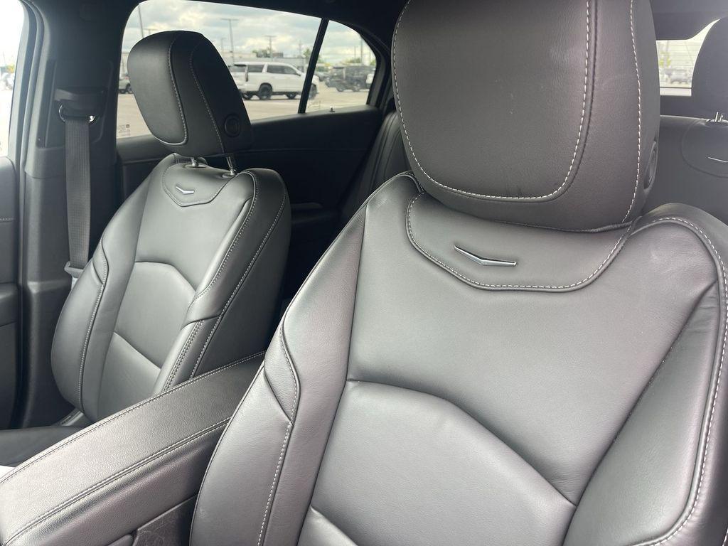 used 2025 Cadillac XT4 car, priced at $33,598
