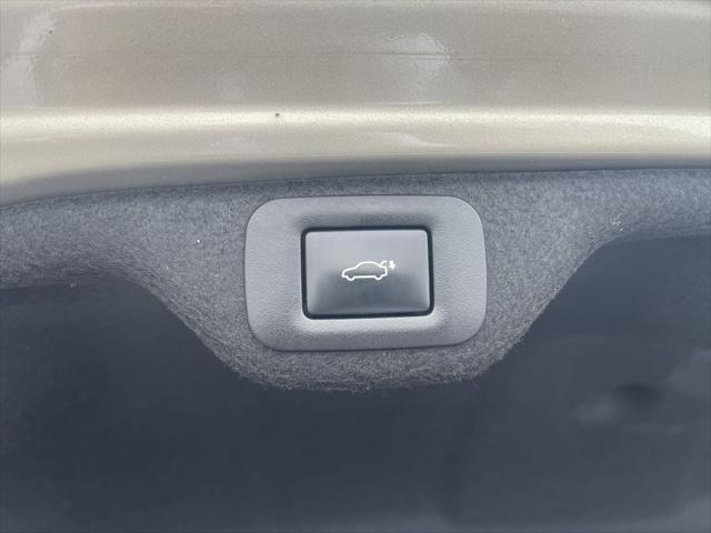 used 2020 Lexus ES 350 car, priced at $28,900