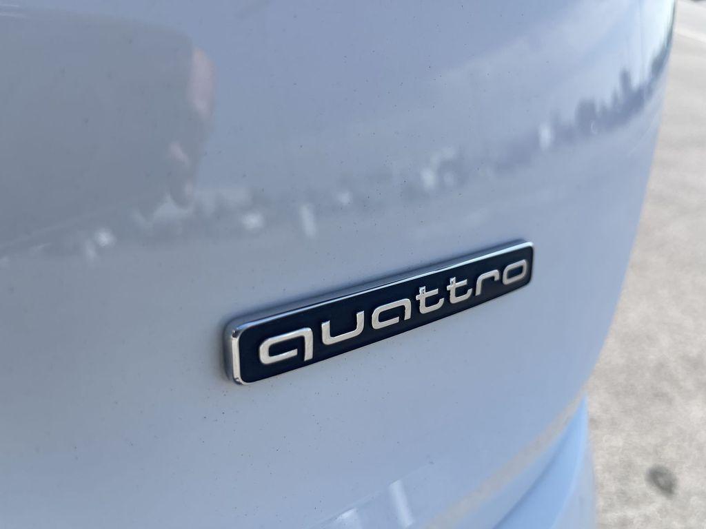 used 2024 Audi Q7 car, priced at $44,500
