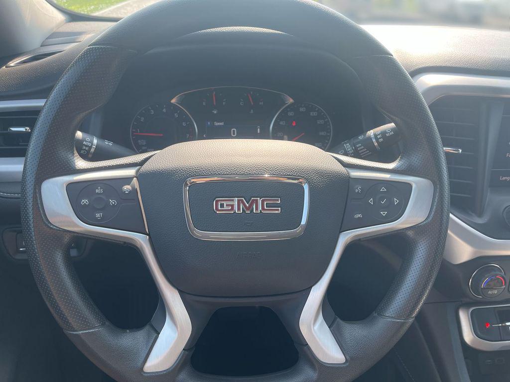 used 2023 GMC Acadia car, priced at $28,143