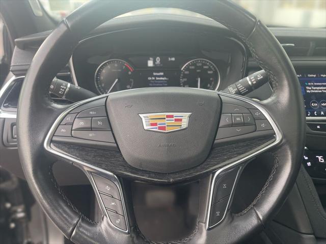 used 2021 Cadillac XT5 car, priced at $35,000