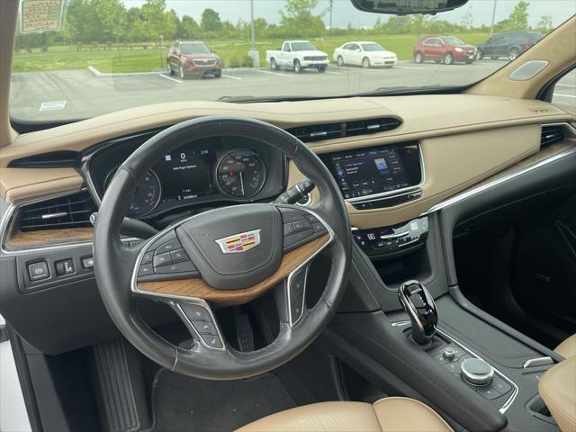 used 2022 Cadillac XT5 car, priced at $37,500