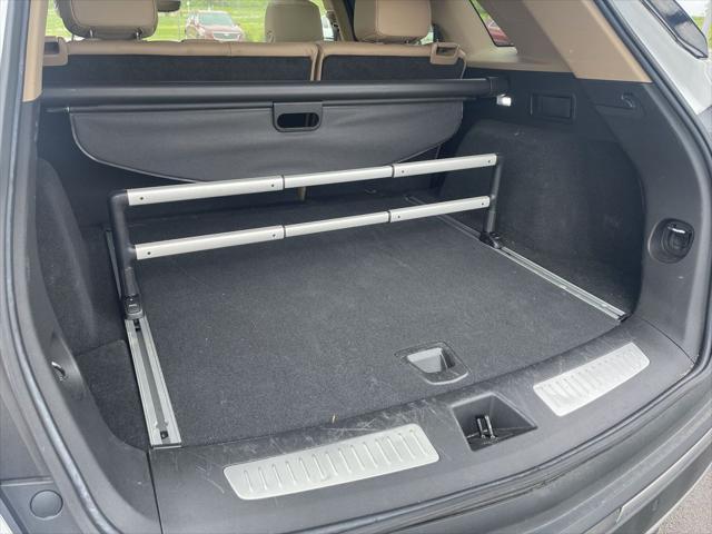 used 2022 Cadillac XT5 car, priced at $37,500
