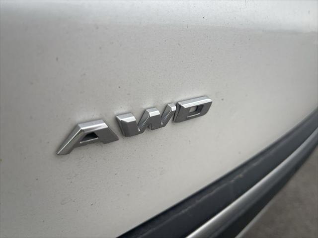 used 2022 Cadillac XT5 car, priced at $37,500