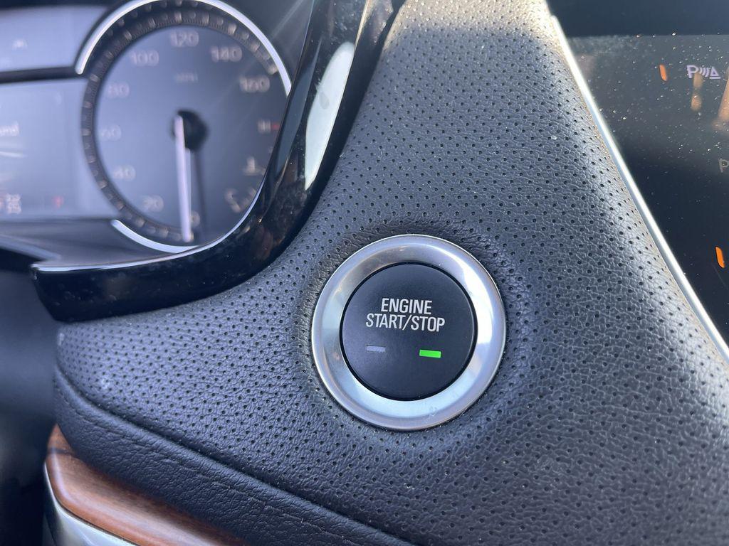 used 2022 Cadillac XT5 car, priced at $32,295