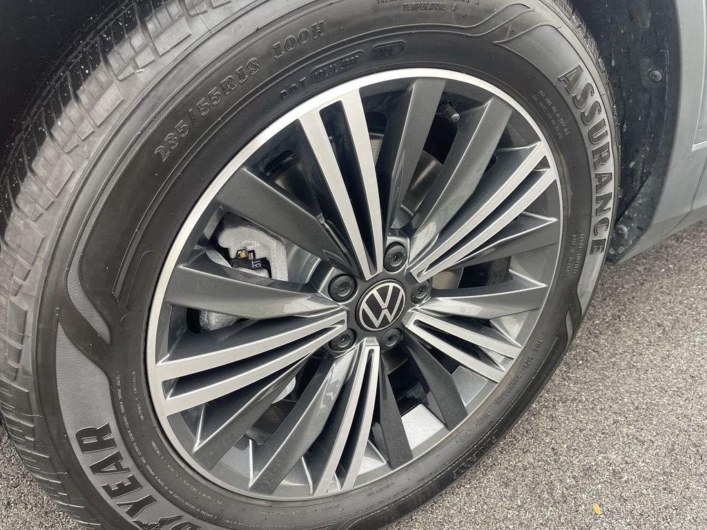 used 2024 Volkswagen Tiguan car, priced at $21,996