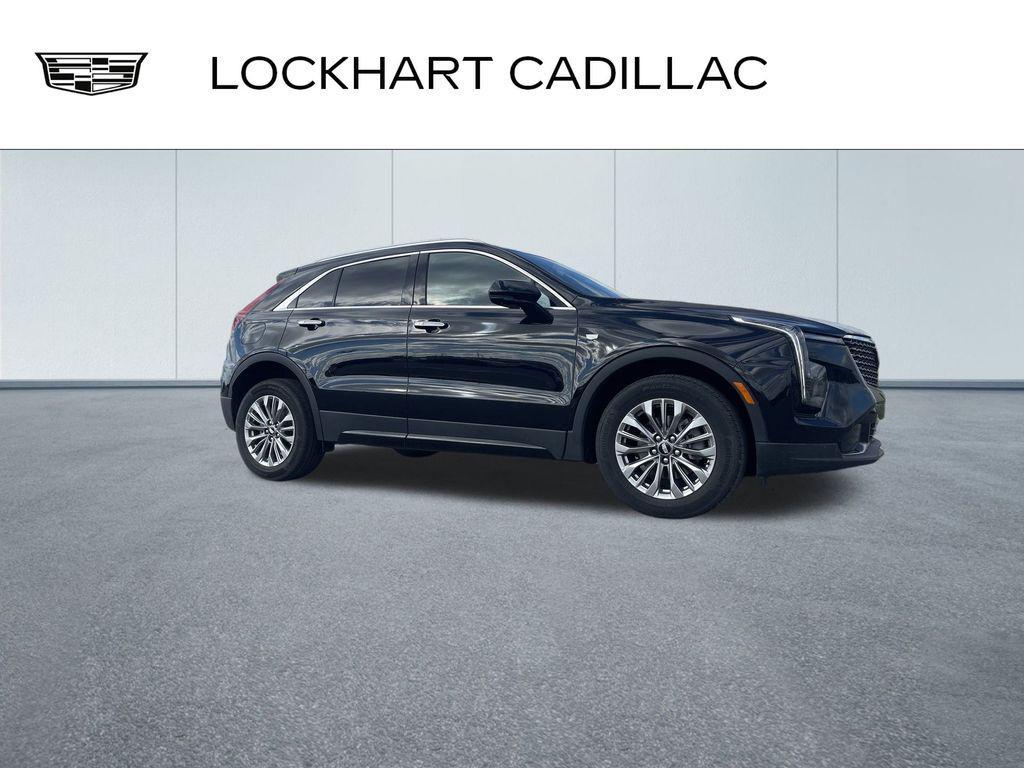 used 2025 Cadillac XT4 car, priced at $37,077