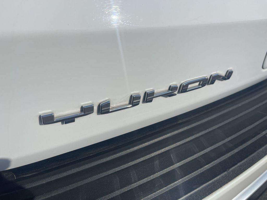 used 2024 GMC Yukon car, priced at $64,026